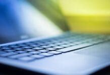 Deepfake jako Forma Cyfrowej Manipulacji Artystycznej